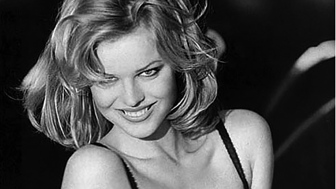 Je t’aime no pasarán wonderbra