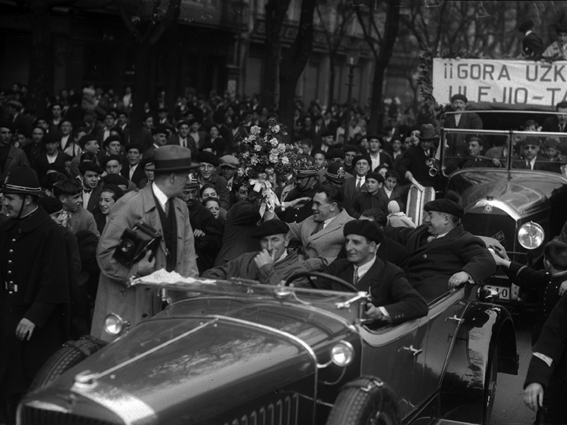 Paulino Uzcuduni harrera. Pascual Marin funtsa, Fototeka
