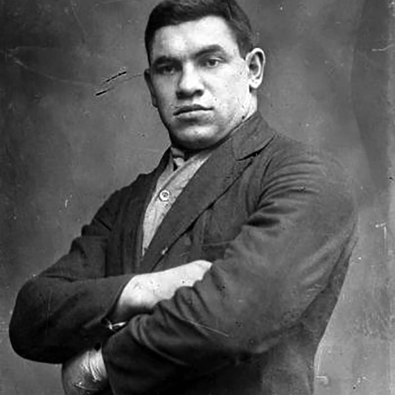 Paulino Uzkudunen erretratua. Indalecio Ojangurenen argazkia-Kutxateka-KARRATUA