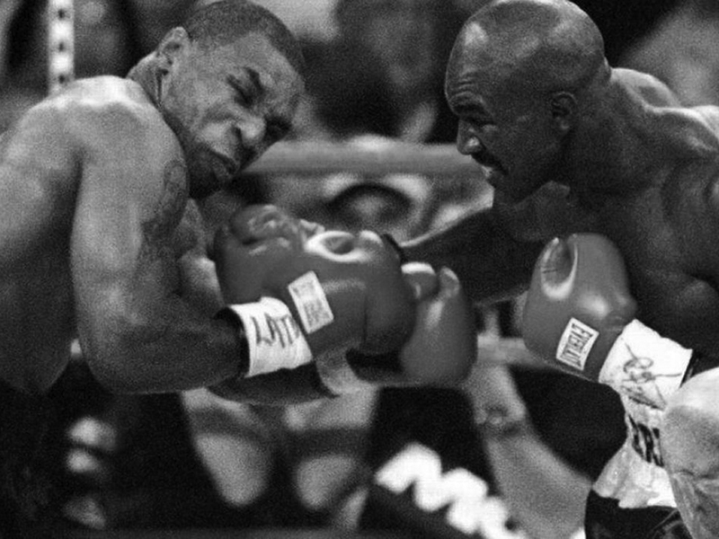 Mike Tyson eta Evander Holyfield The Sound and the Fury,· deitua izan zen borrokan 1997an