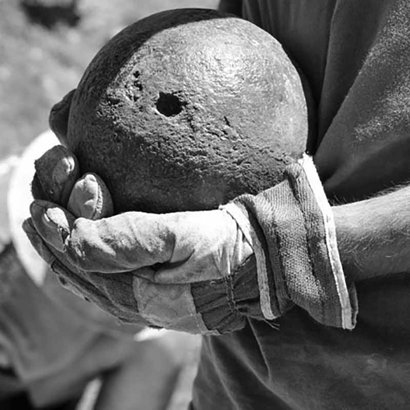 Amaiurko gazteluaren harresia zulatu zuten kanoi-bala